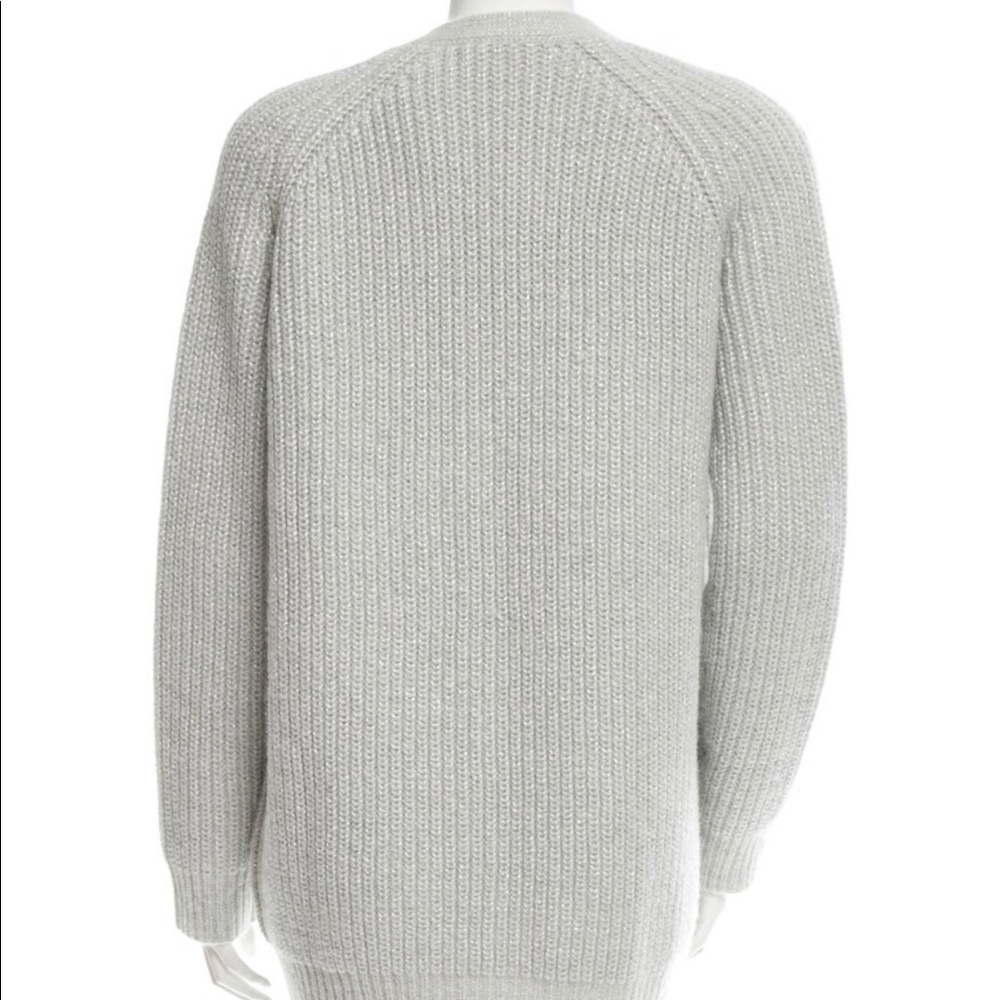 Cardigan grey color

Clothing Size: M - Picture 3 of 3